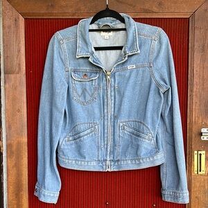 Women’s wrangler denim jacket.